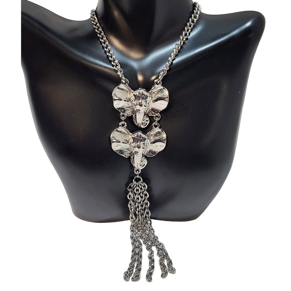 unbranded Jewelry - Double Elephant Head Pendant Opera Length Lariat Silver plate Necklace‎ w Tassel